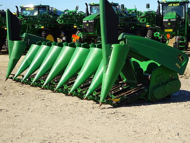 Image of John Deere 893 equipment image 1