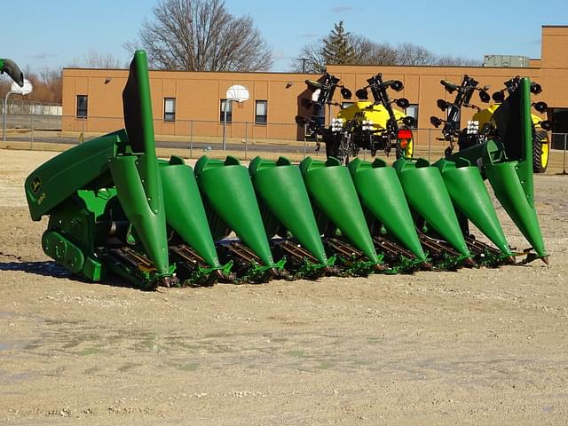 Image of John Deere 893 equipment image 2