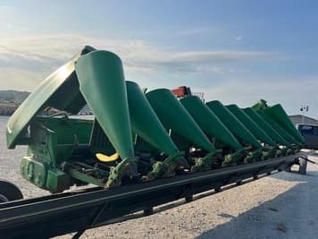 Main image John Deere 893