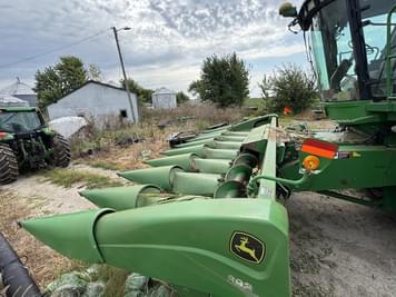 Main image John Deere 893