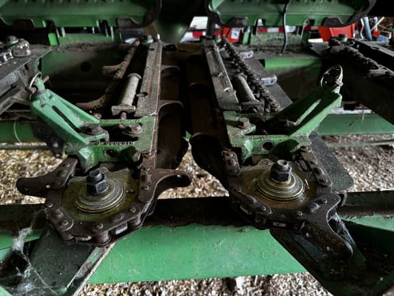 Image of John Deere 893 equipment image 1