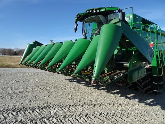 Image of John Deere 893 equipment image 4