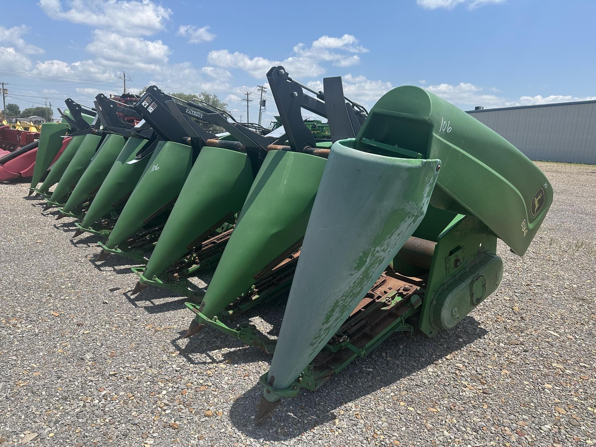 2007 John Deere 894 Equipment Image0