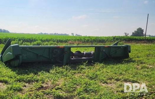 Image of John Deere 894 equipment image 2