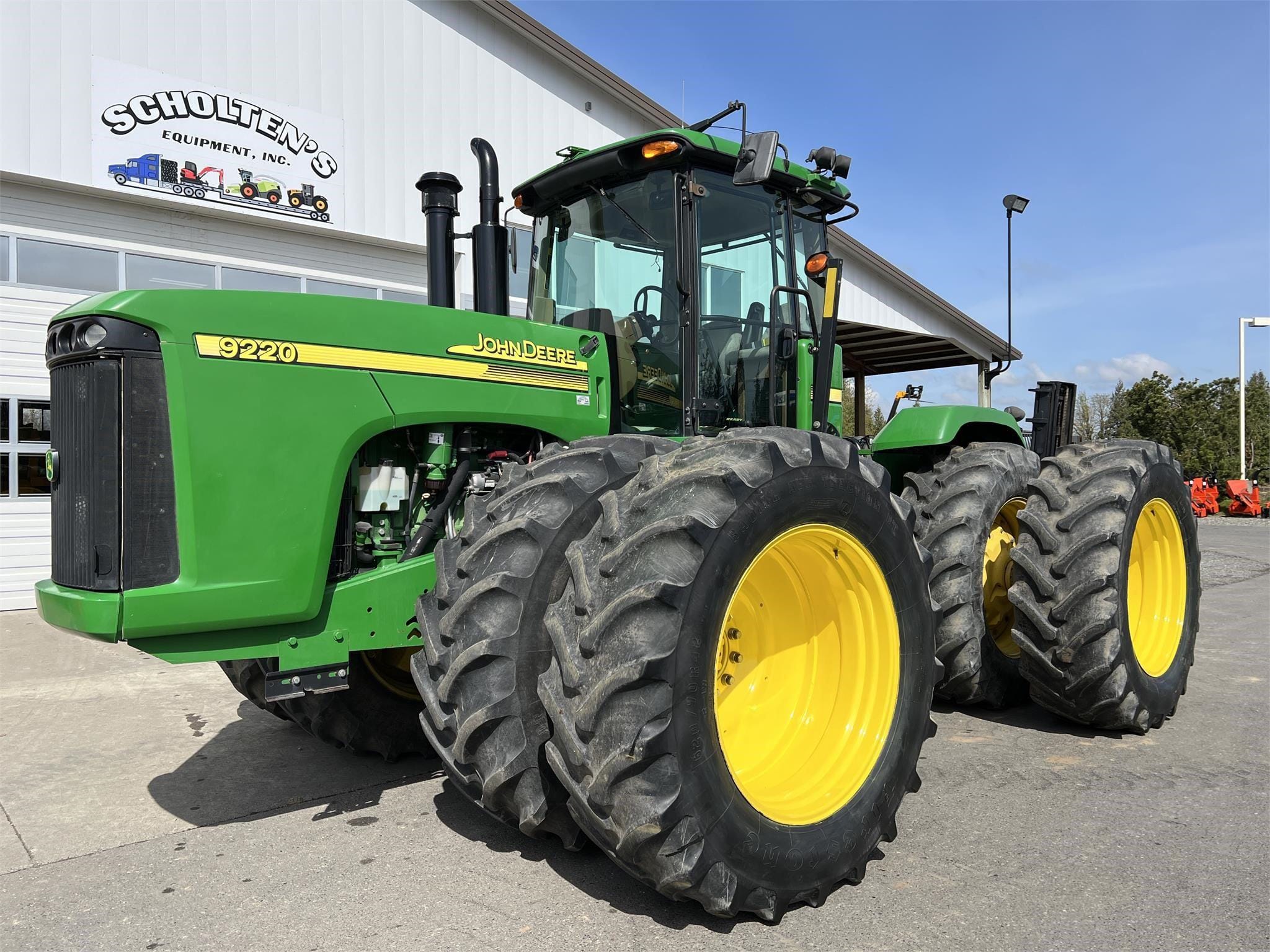 2007 John Deere 9220 Equipment Image0