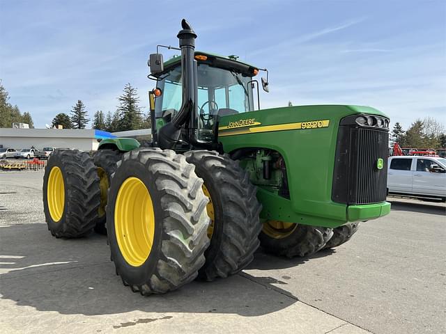 Image of John Deere 9220 equipment image 3