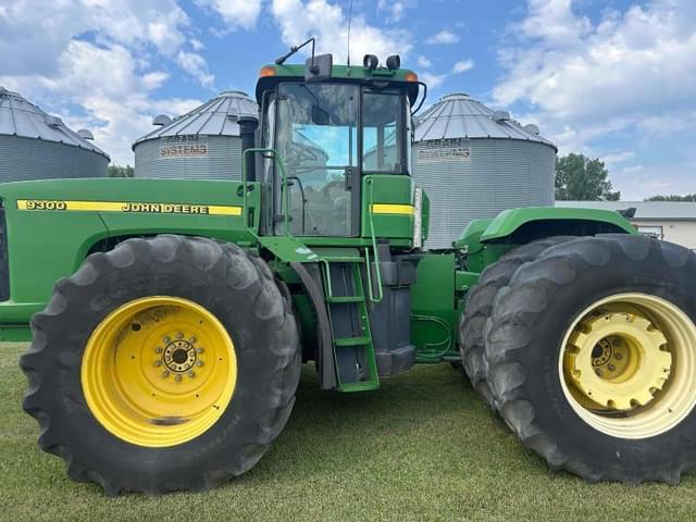 Image of John Deere 9300 equipment image 1