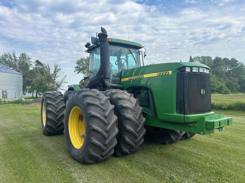 Image of John Deere 9300 Primary image