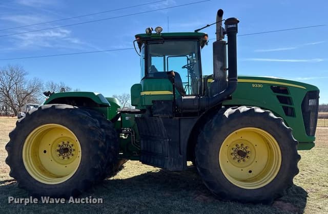 Image of John Deere 9330 equipment image 3