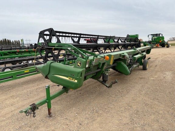Main image John Deere 936D