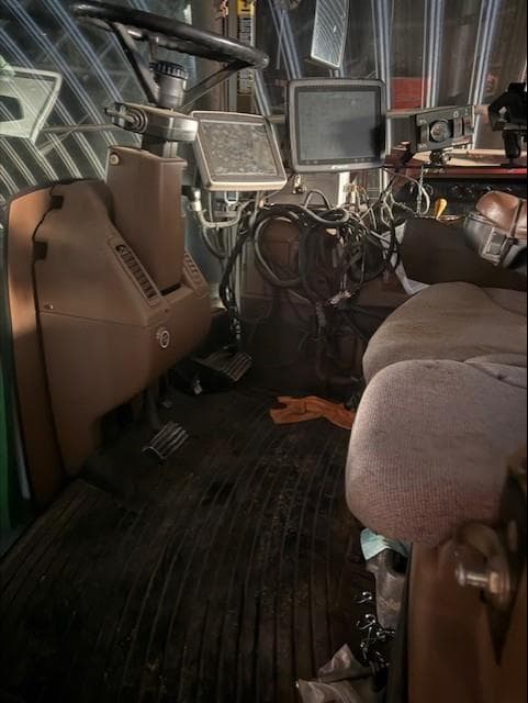 Image of John Deere 9420 equipment image 3