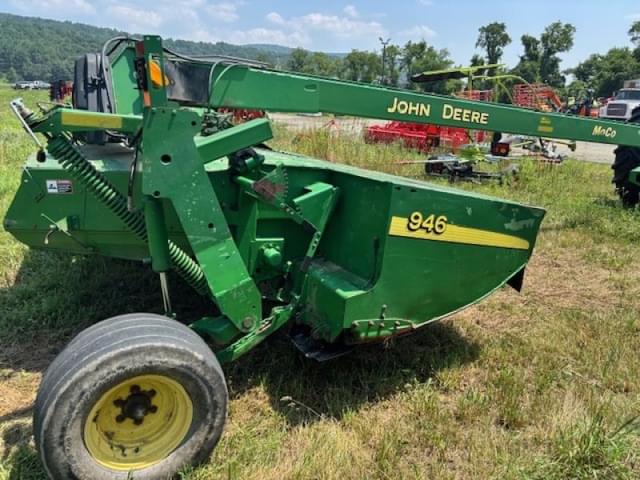 Image of John Deere 946 equipment image 2