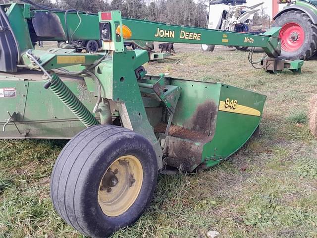 Image of John Deere 946 equipment image 1