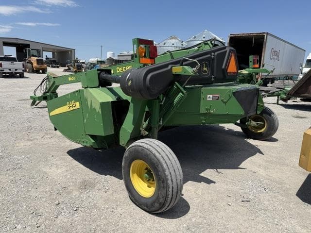 Image of John Deere 946 equipment image 2