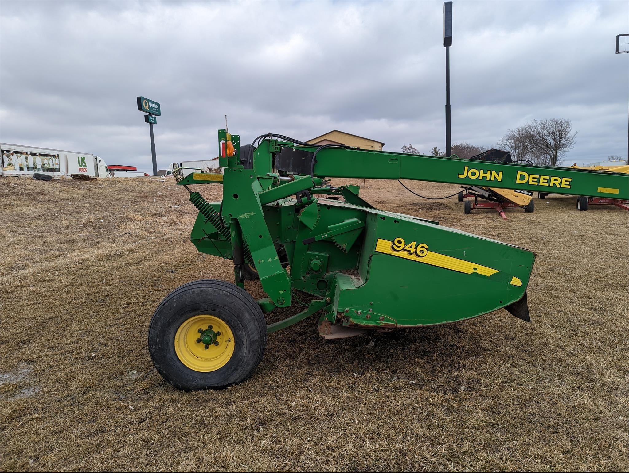 Main image John Deere 946