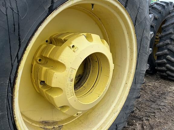 Image of John Deere 9520 equipment image 4