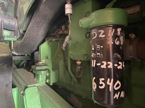 Image of John Deere 9520 equipment image 4