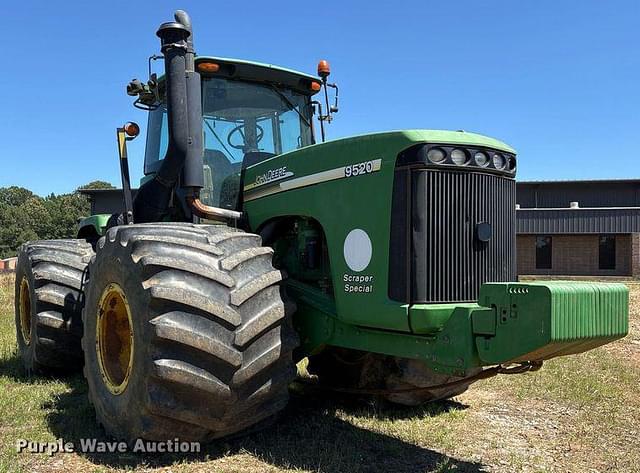 Image of John Deere 9520 equipment image 2