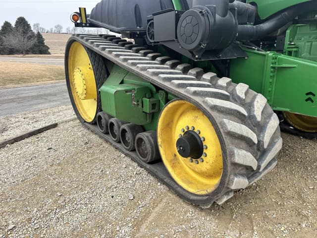 Image of John Deere 9520T equipment image 4