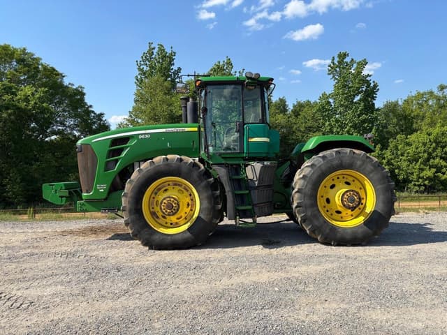 Image of John Deere 9530 equipment image 4