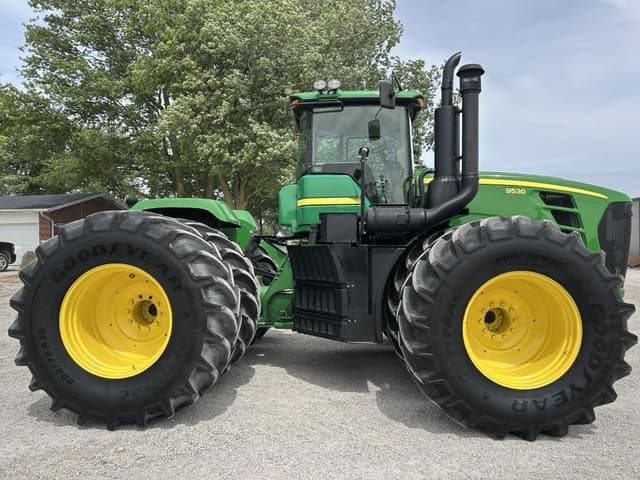Image of John Deere 9530 equipment image 3