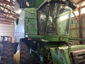 2007 John Deere 9560 STS Image