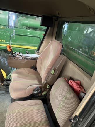 Image of John Deere 9560 STS equipment image 4