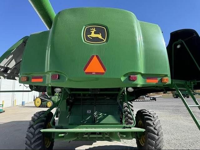 Image of John Deere 9560 STS equipment image 2