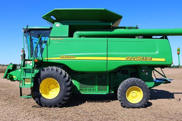 Image of John Deere 9560 STS equipment image 2