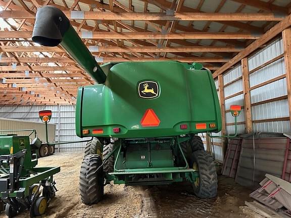 Image of John Deere 9560 STS equipment image 4