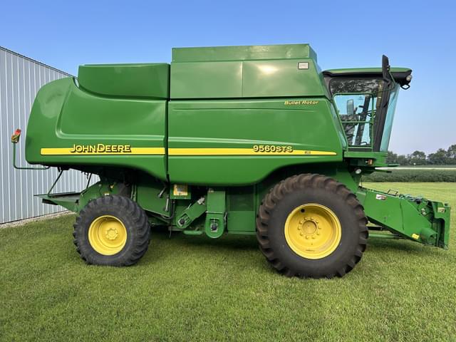 Image of John Deere 9560 STS equipment image 4