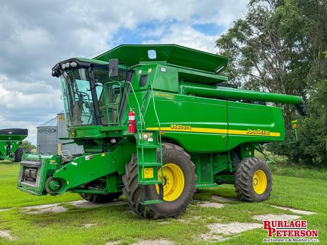 Image of John Deere 9560 STS equipment image 4