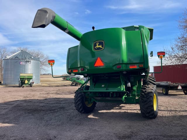 Image of John Deere 9560 STS equipment image 4
