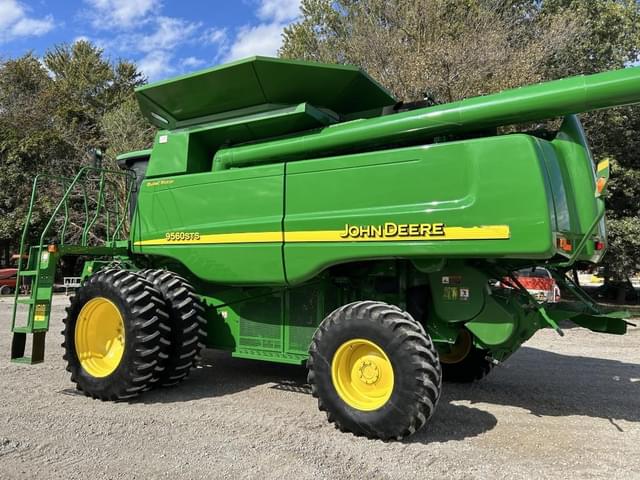 Image of John Deere 9560 STS equipment image 4