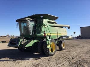 2007 John Deere 9560 STS Image