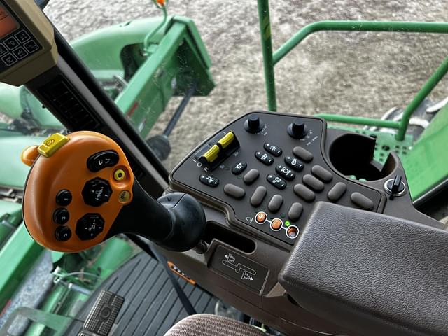 Image of John Deere 9560 STS equipment image 4