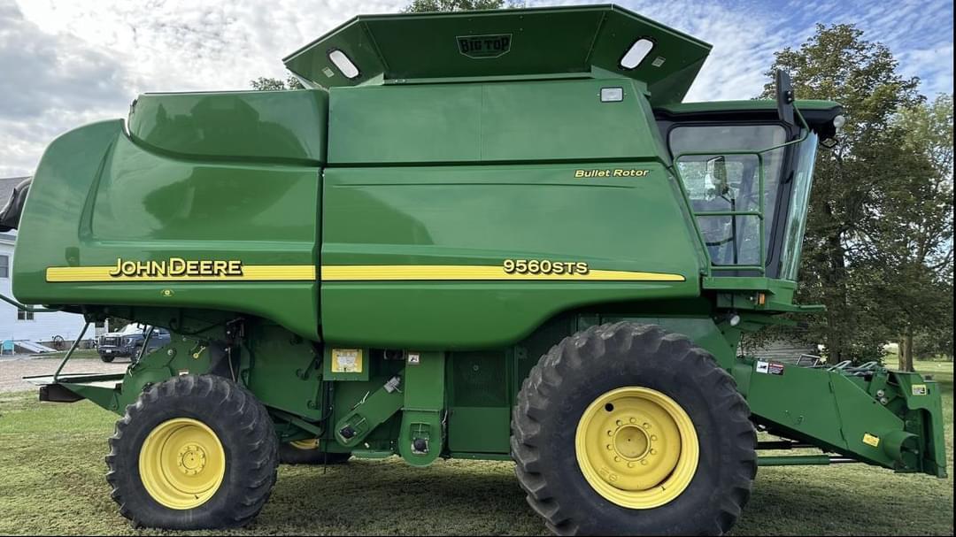 Image of John Deere 9560 STS Image 0