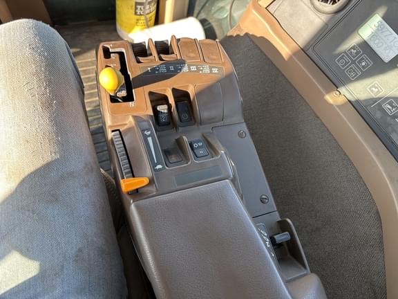 Image of John Deere 9630 equipment image 4