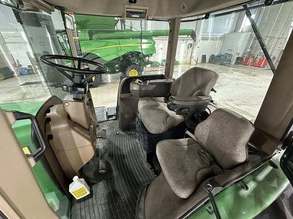 Image of John Deere 9630T equipment image 4
