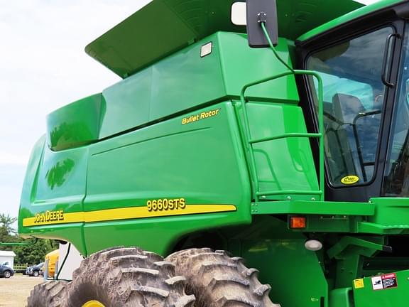 Image of John Deere 9660 STS equipment image 2