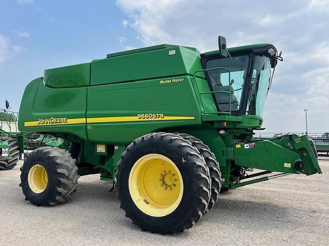 Image of John Deere 9660 STS equipment image 1