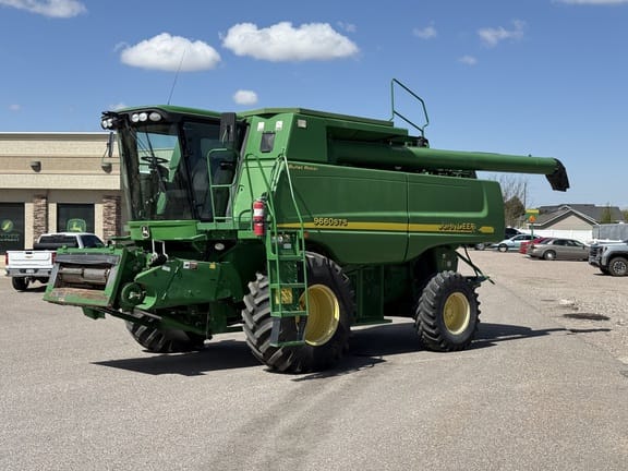 2007 John Deere 9660 STS Equipment Image0