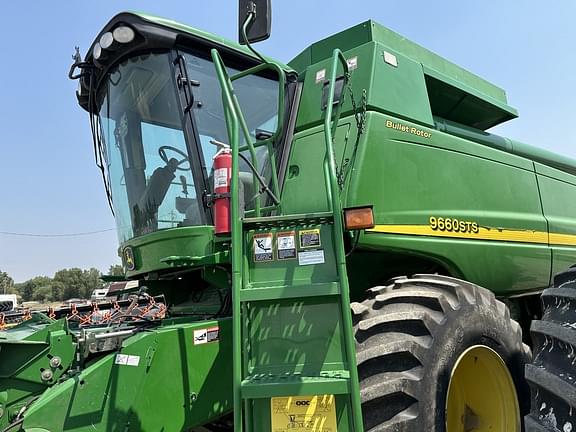 Image of John Deere 9660 STS equipment image 1