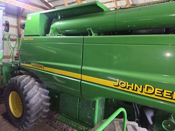 Image of John Deere 9660 STS equipment image 2