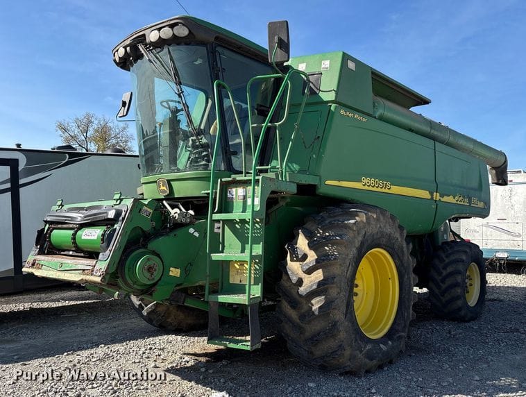 2007 John Deere 9660 STS Equipment Image0
