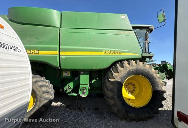Image of John Deere 9660 STS equipment image 3