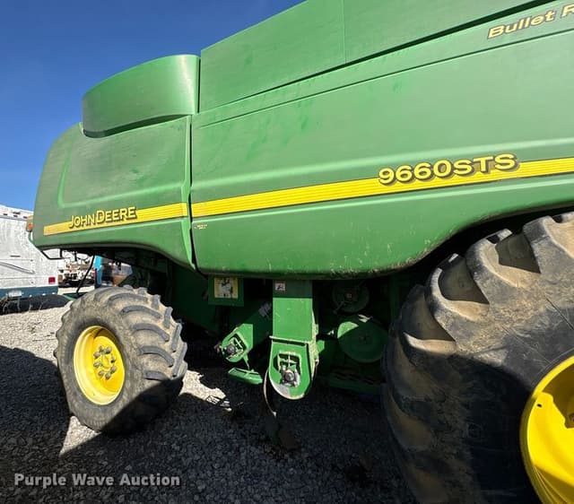 Image of John Deere 9660 STS equipment image 4