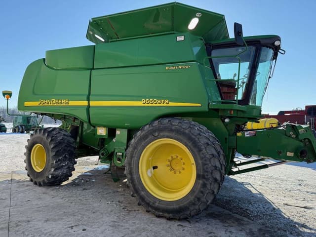 Image of John Deere 9660 STS equipment image 4