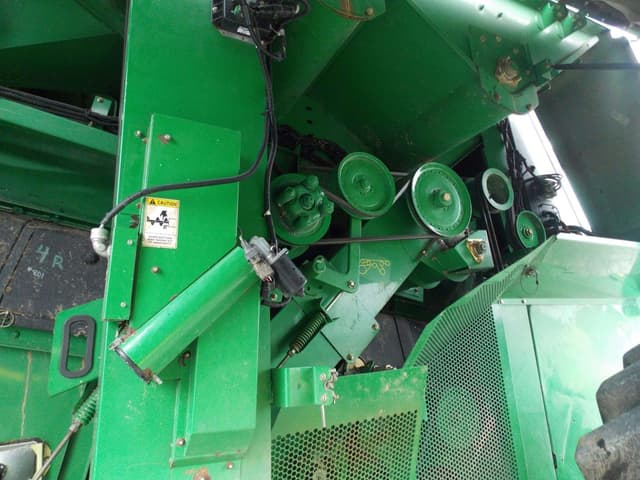 Image of John Deere 9660 STS equipment image 4