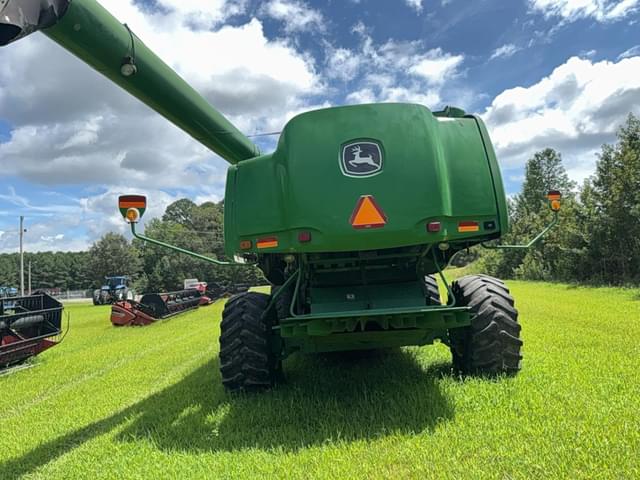 Image of John Deere 9760 STS equipment image 3